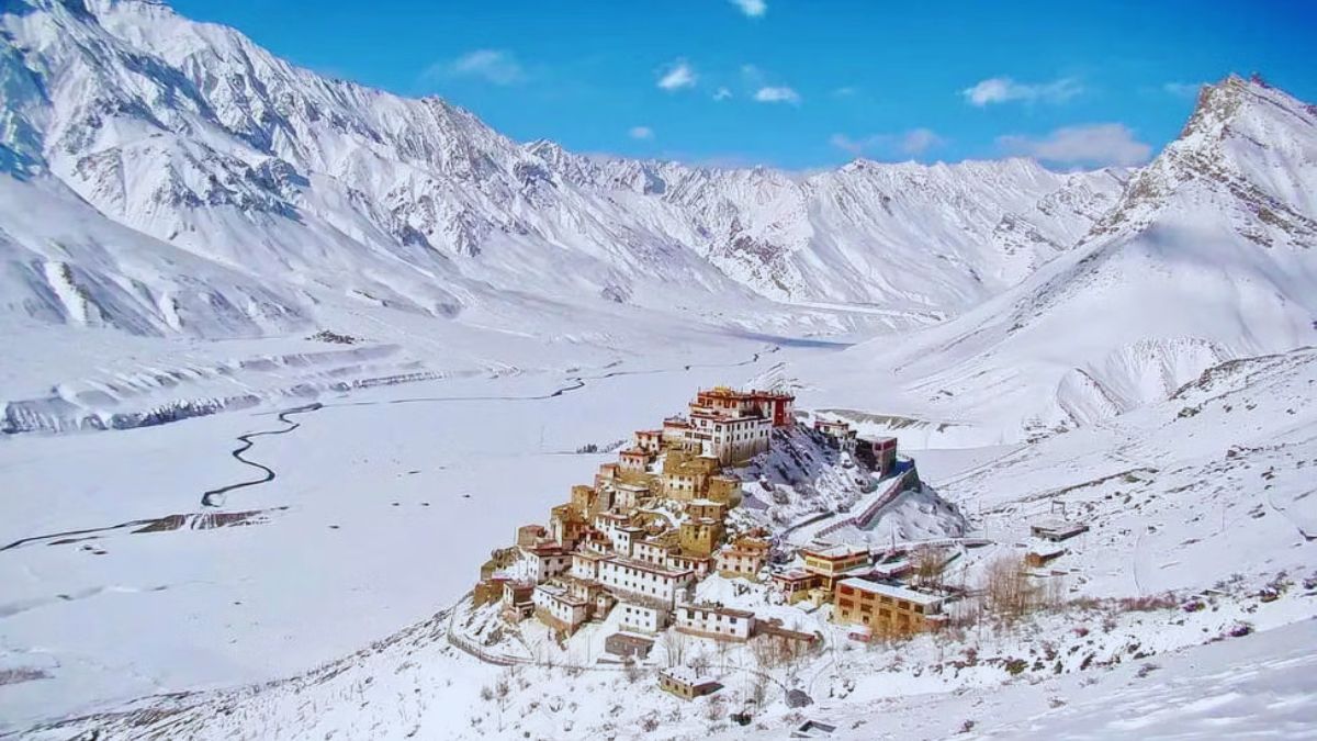 snowfall places in India, best snowfall destinations in India, snow places in India, winter travel India, snowfall India, Gulmarg snowfall, Auli skiing, winter destinations India, Mussoorie snow, Ladakh winter trip, places to visit in winter India, snow tourism India, top snow places India, Indian winter getaways, best winter trips India, snow adventure India, Kashmir winter tourism, Sonmarg snowfall, hill stations with snow India, winter vacation India